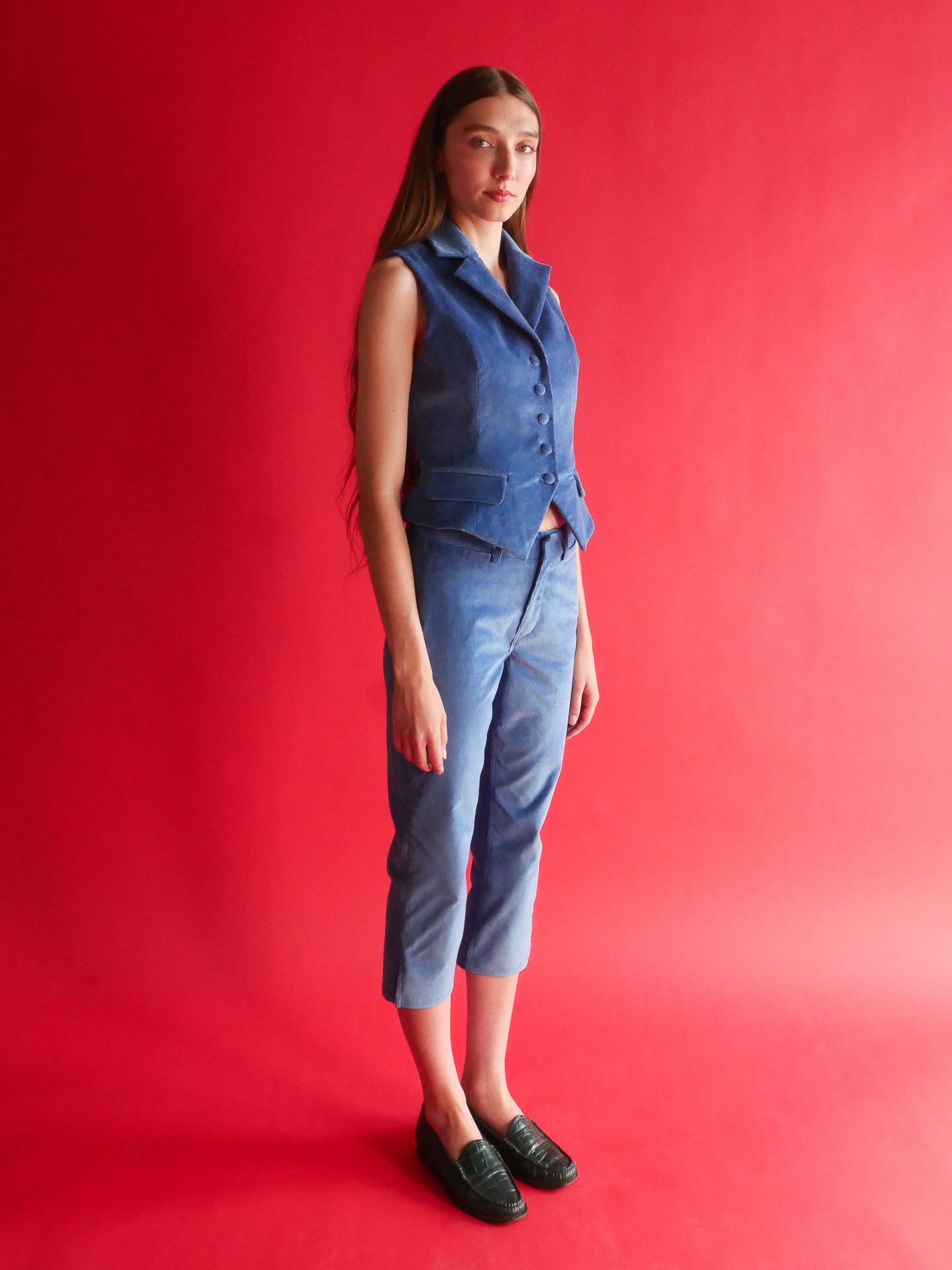 blue corduroy cropped pants